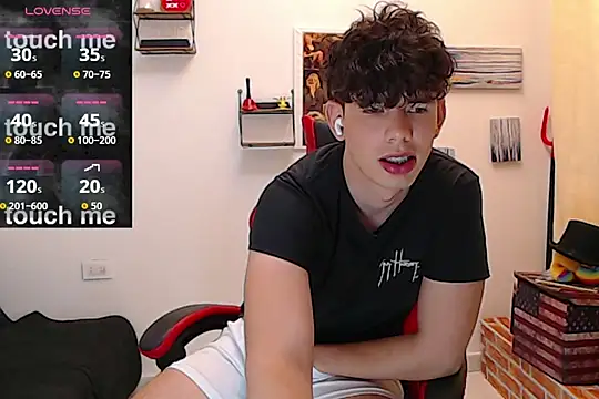 Angelo-cianuro- online show from December 2, 2025, 10:33 pm