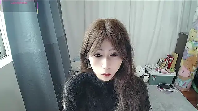 CN-Doudou online show from December 15, 2025, 2:50 am