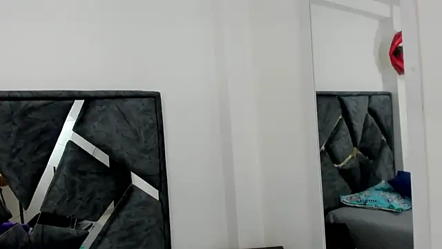 Dulce amg online show from February 3, 2026, 11:54 pm