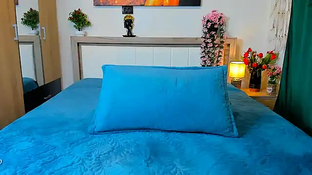 sweetangell69  online show from February 20, 2026, 6:19 am