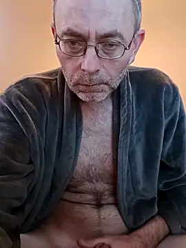 Snapshot of BesterJunge45 chatting on March 1, 2025, 7:08 am BesterJunge45 online show from March 1, 2025, 7:08 am