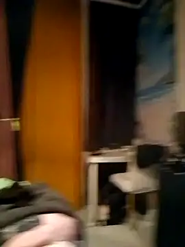 Lovely milk online show from November 26, 2025, 8:31 pm