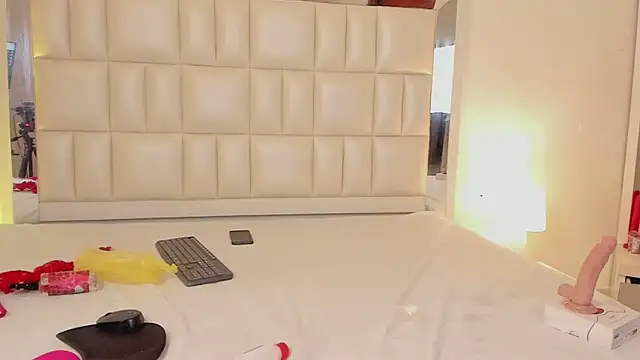 Alhana pulido online show from February 20, 2025, 10:15 pm