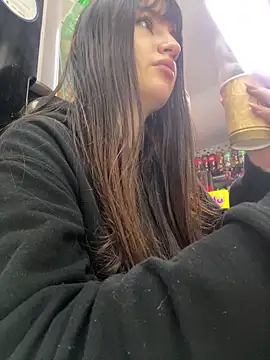 angel natural online show from December 4, 2025, 9:36 pm