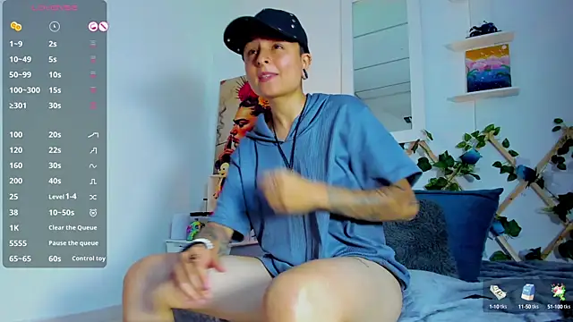 Snapshot of ZuryRamirez_ chatting on February 20, 2025, 10:59 pm ZuryRamirez  online show from February 20, 2025, 10:59 pm