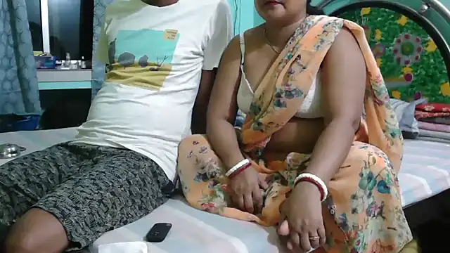 Couple For You18 online show from July 10, 2026, 6:08 pm