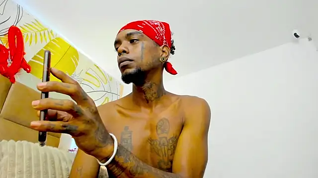 bigblackhotx1 online show from September 11, 2025, 9:20 am