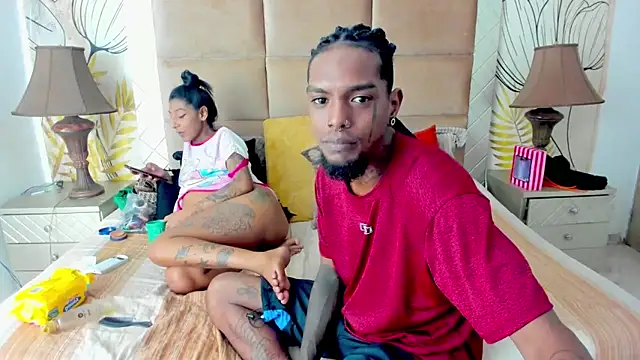 bigblackhotx1 online show from November 5, 2025, 12:19 pm