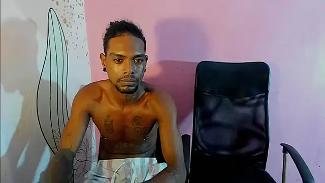 bigblackhotx1 online show from March 23, 2026, 10:26 am