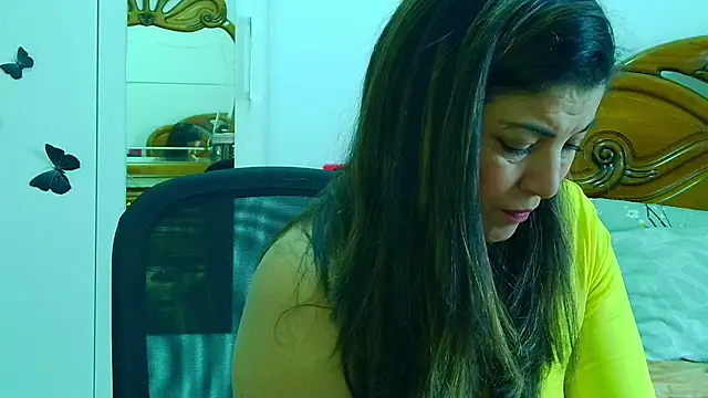 Snapshot of Julie_Boronat26 chatting on March 2, 2026, 2:35 pm Julie Boronat26 online show from March 2, 2026, 2:35 pm