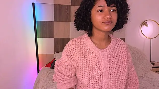 Adele Carter  online show from November 17, 2025, 11:58 am