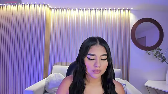 Snapshot of GabriellaLee chatting on March 8, 2025, 3:28 am GabriellaLee online show from March 8, 2025, 3:28 am
