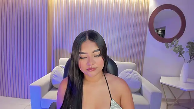 Snapshot of GabriellaLee chatting on March 7, 2025, 3:29 am GabriellaLee online show from March 7, 2025, 3:29 am