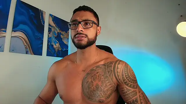 LiamGarcia1 online show from February 17, 2026, 2:25 pm