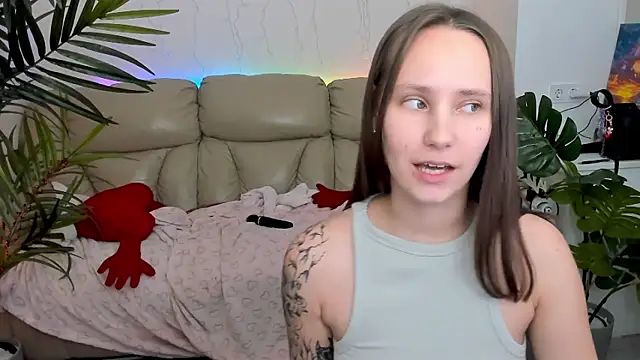 HotCaramellsTV online show from March 9, 2025, 3:27 pm