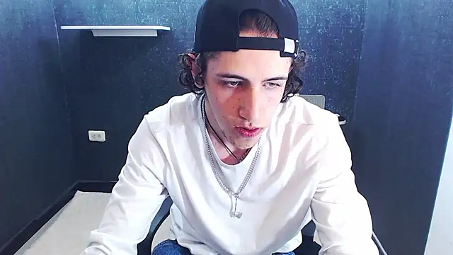 Kerverr  online show from January 9, 2026, 10:49 pm