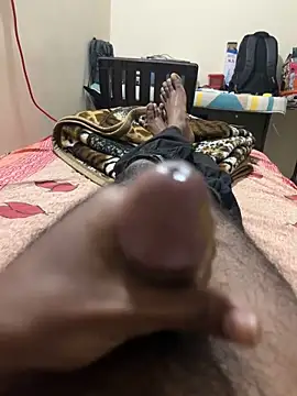 Snapshot of Thinboycock chatting on February 8, 2026, 5:21 pm Thinboycock online show from February 8, 2026, 5:21 pm