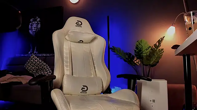 uptomatty online show from March 27, 2026, 8:26 am