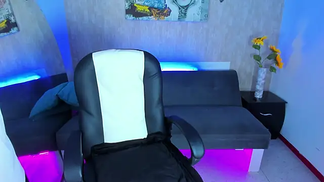 nova sex01 online show from February 24, 2026, 7:20 am