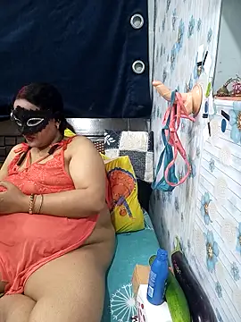 Snapshot of tina8th chatting on March 24, 2026, 3:45 pm tina8th online show from March 24, 2026, 3:45 pm