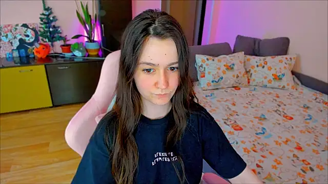 Snapshot of ameli_moon chatting on May 4, 2026, 4:32 pm ameli moon online show from May 4, 2026, 4:32 pm