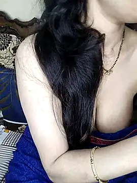 Snapshot of Fair-magic-woman chatting on February 11, 2026, 10:53 pm Fair-magic-woman online show from February 11, 2026, 10:53 pm