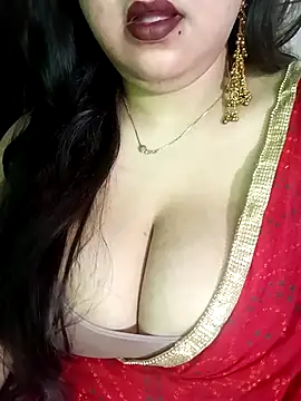 Suhanakhan00 online show from June 3, 2026, 11:22 am