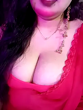 Suhanakhan00 online show from February 28, 2026, 6:24 am