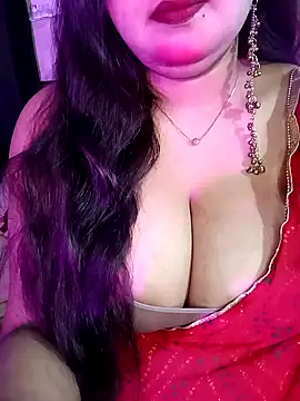 Suhanakhan00 online show from April 11, 2026, 8:07 am