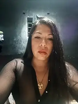 Karenn12 online show from February 13, 2026, 4:12 am