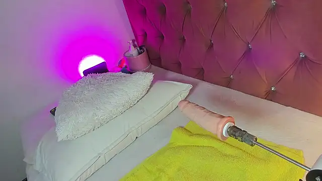 kyliestteel online show from March 24, 2026, 12:16 pm