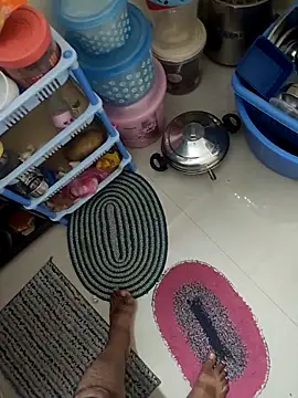 Snapshot of vicky55709 chatting on March 11, 2026, 7:19 pm vicky55709 online show from March 11, 2026, 7:19 pm