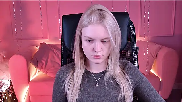 Snapshot of GraceGlamour chatting on February 3, 2026, 5:05 am GraceGlamour online show from February 3, 2026, 5:05 am