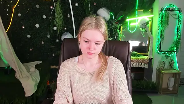 Snapshot of GraceGlamour chatting on February 13, 2026, 5:07 am GraceGlamour online show from February 13, 2026, 5:07 am