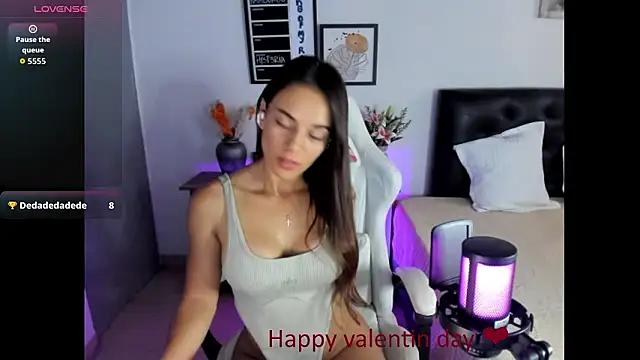 Snapshot of Sara_lopez_28 chatting on February 15, 2026, 12:04 pm Sara lopez 28 online show from February 15, 2026, 12:04 pm