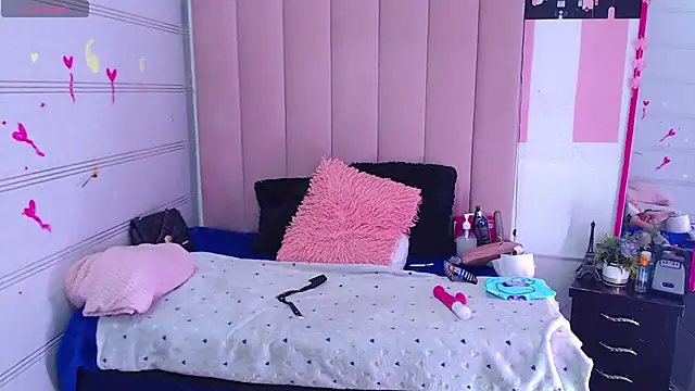 sara caplerx online show from November 19, 2025, 2:17 pm