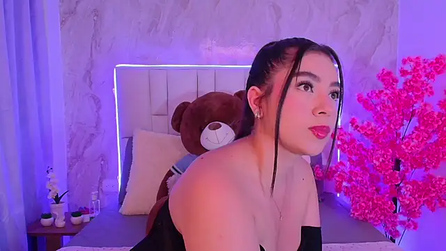 IsabellaAnngel online show from May 20, 2026, 12:51 am
