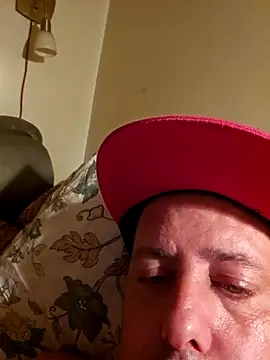 HeteroHotGuy1 online show from September 20, 2025, 8:36 pm