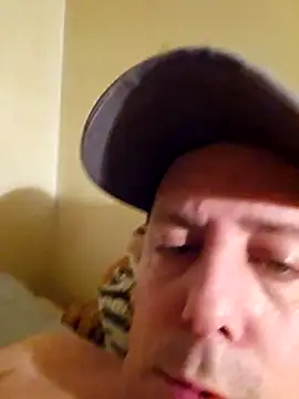 HeteroHotGuy1 online show from March 9, 2025, 8:10 pm