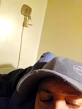 HeteroHotGuy1 online show from January 30, 2025, 4:02 pm