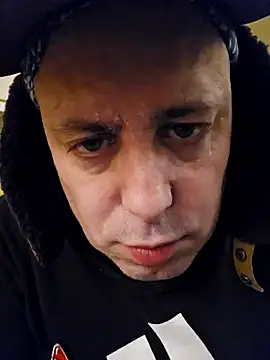 HeteroHotGuy1 online show from February 1, 2025, 2:05 am