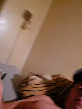 HeteroHotGuy1 online show from February 9, 2025, 3:11 am