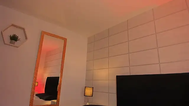 Snapshot of Christine_Laam chatting on February 2, 2026, 12:15 pm Christine Laam online show from February 2, 2026, 12:15 pm