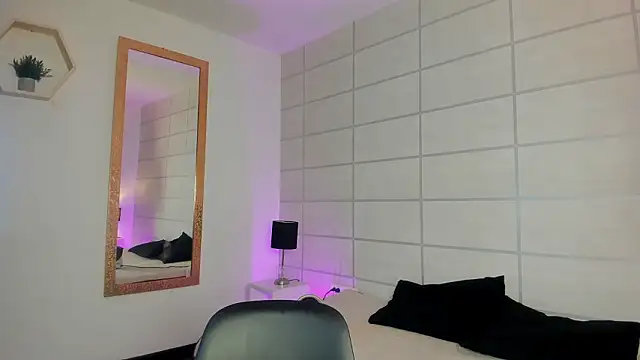 Christine Laam online show from March 19, 2026, 12:05 pm