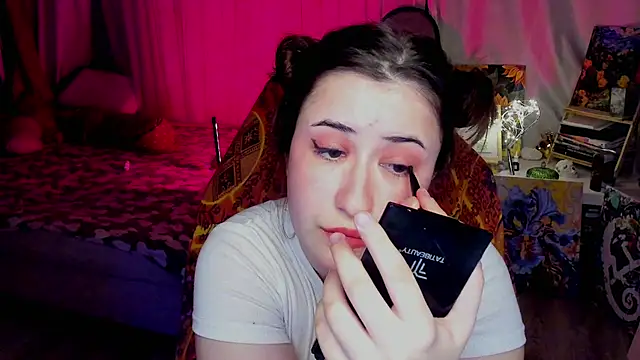 annallurings online show from February 13, 2026, 12:27 pm