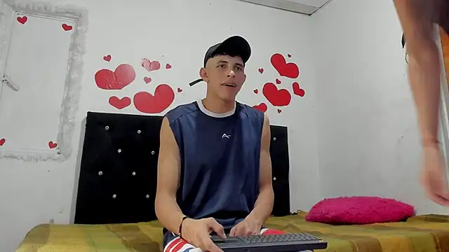 Snapshot of chloe_evanx_ chatting on March 20, 2025, 6:09 pm chloe evanx  online show from March 20, 2025, 6:09 pm