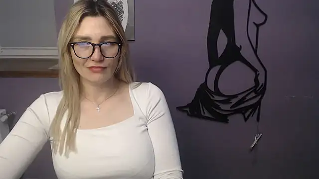  sexy lady online show from February 24, 2026, 3:02 pm