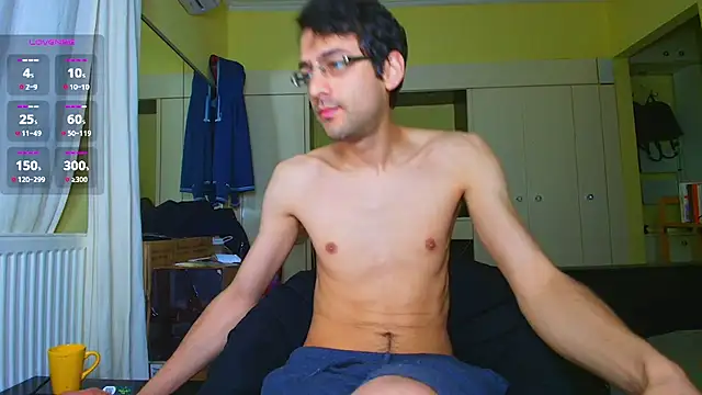 Snapshot of HungEddy chatting on May 17, 2026, 6:30 pm HungEddy online show from May 17, 2026, 6:30 pm