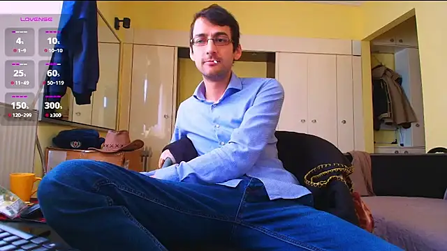 Snapshot of HungEddy chatting on February 1, 2026, 9:07 am HungEddy online show from February 1, 2026, 9:07 am