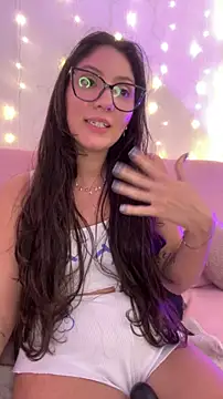 Snapshot of DianaSartori chatting on May 15, 2026, 12:30 am DianaSartori online show from May 15, 2026, 12:30 am